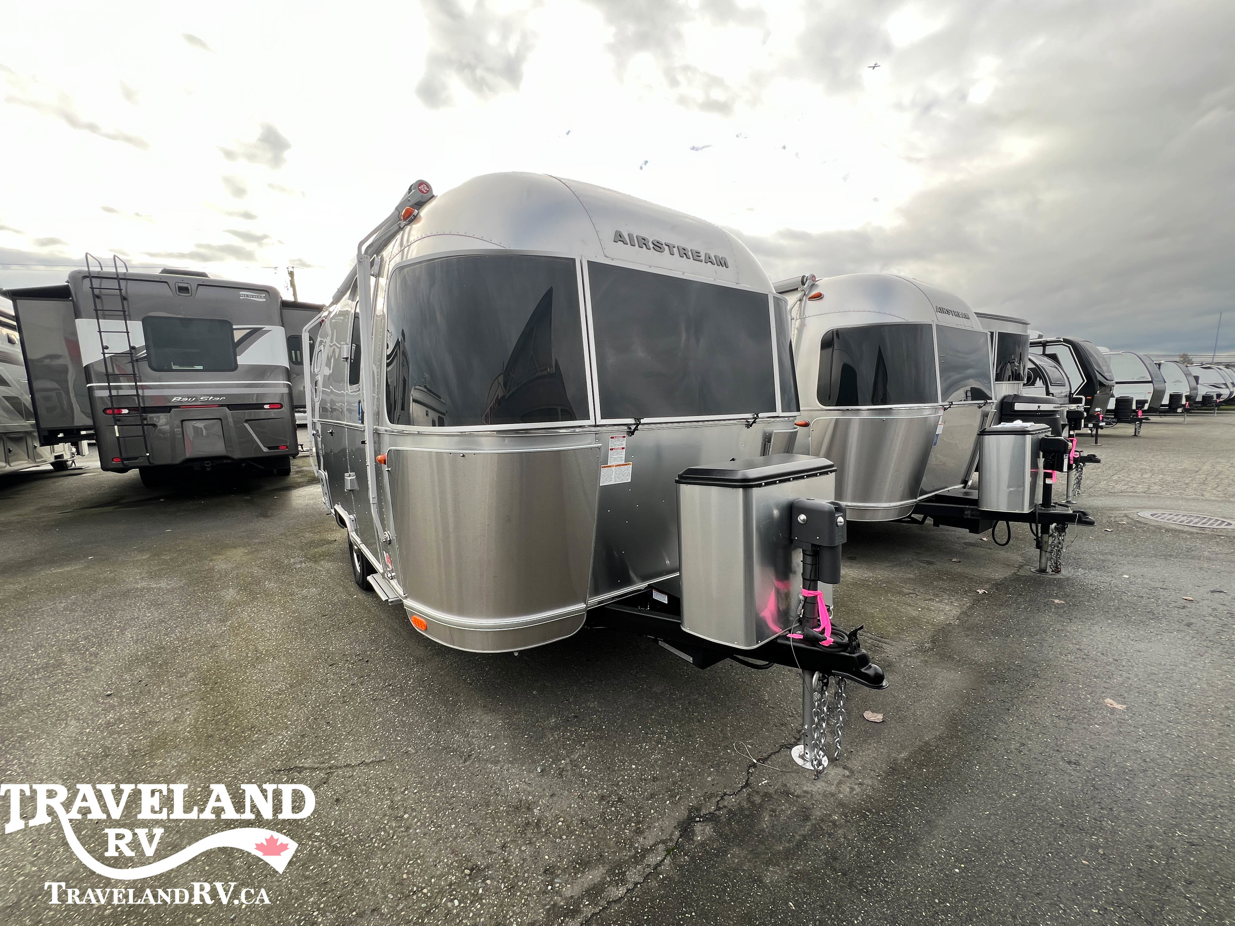 2024 Airstream Caravel 19CB - Image 1
