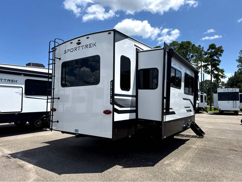 2026 VENTURE RV SPORTTREK 303VIK - Image 4