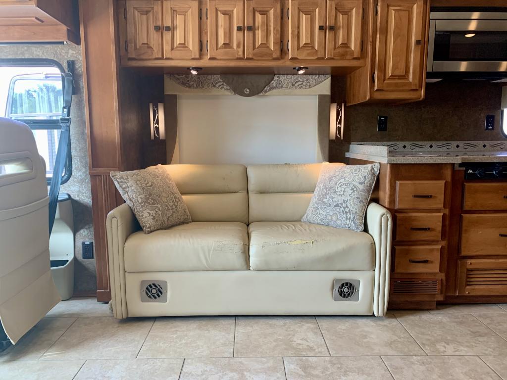 2014 ALLEGRO 36QSA - Image 17
