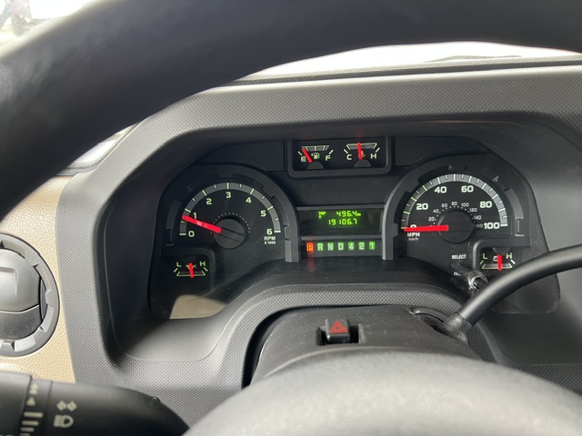 2017 Thor Motor Coach Chateau 28Z - Image 14