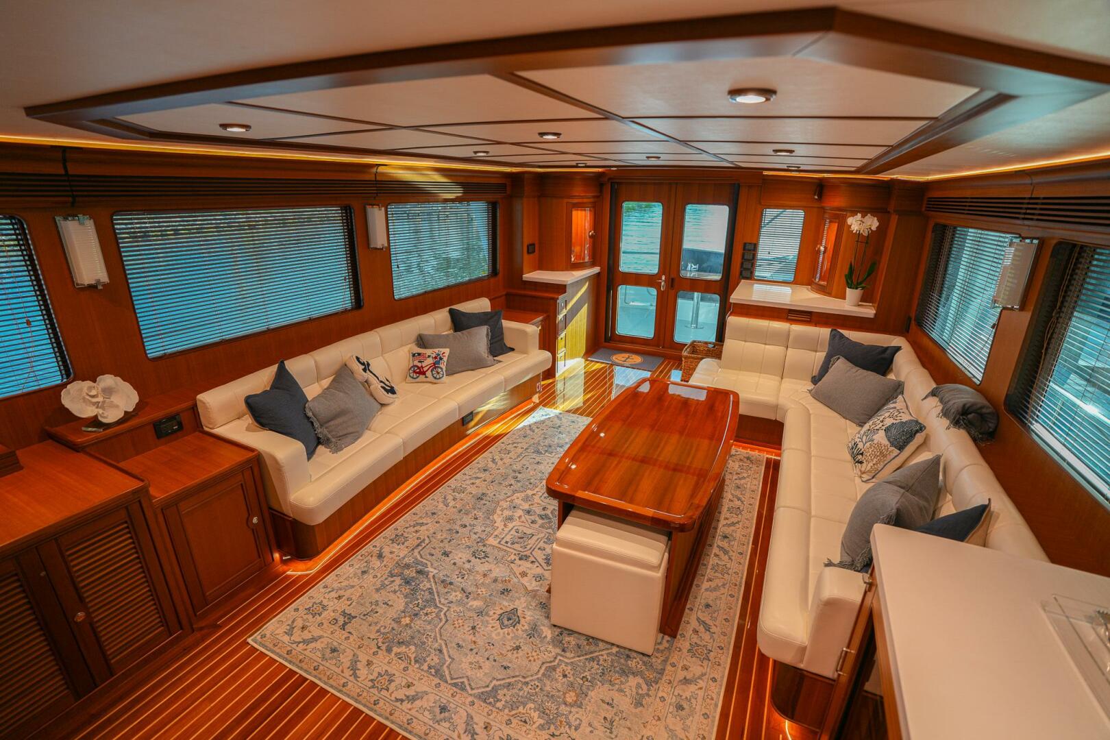 2025 Marlow Explorer 70E-CB - Image 11