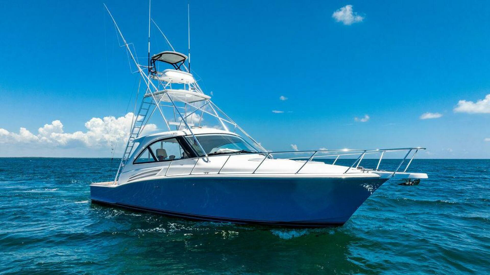 2023 Hatteras GT45X - Image 5