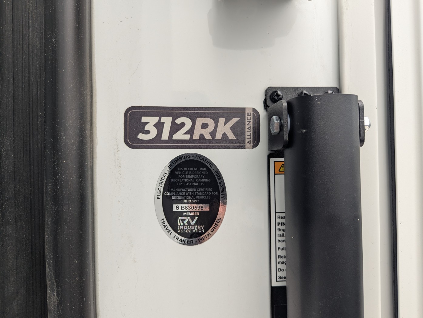 2026 Alliance RV Paradigm 312RK - Image 6