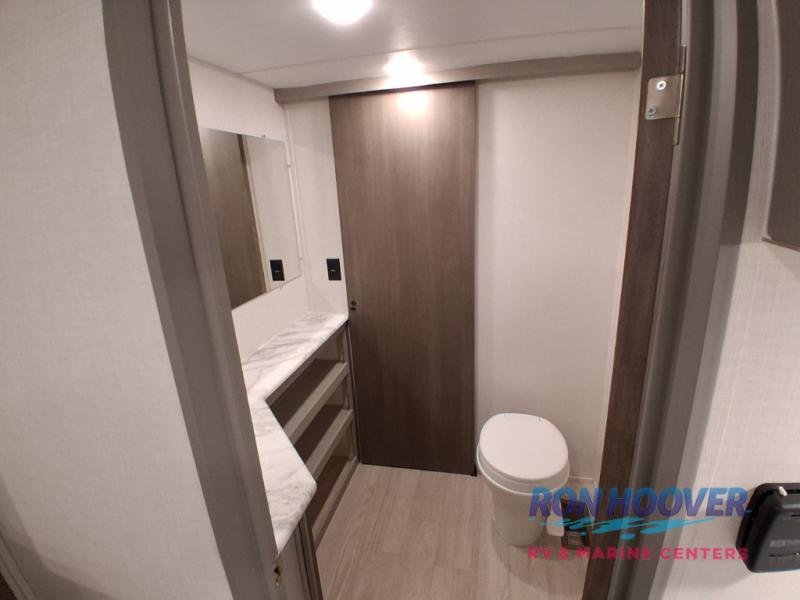 2025 COACHMEN 282DORM - Image 48