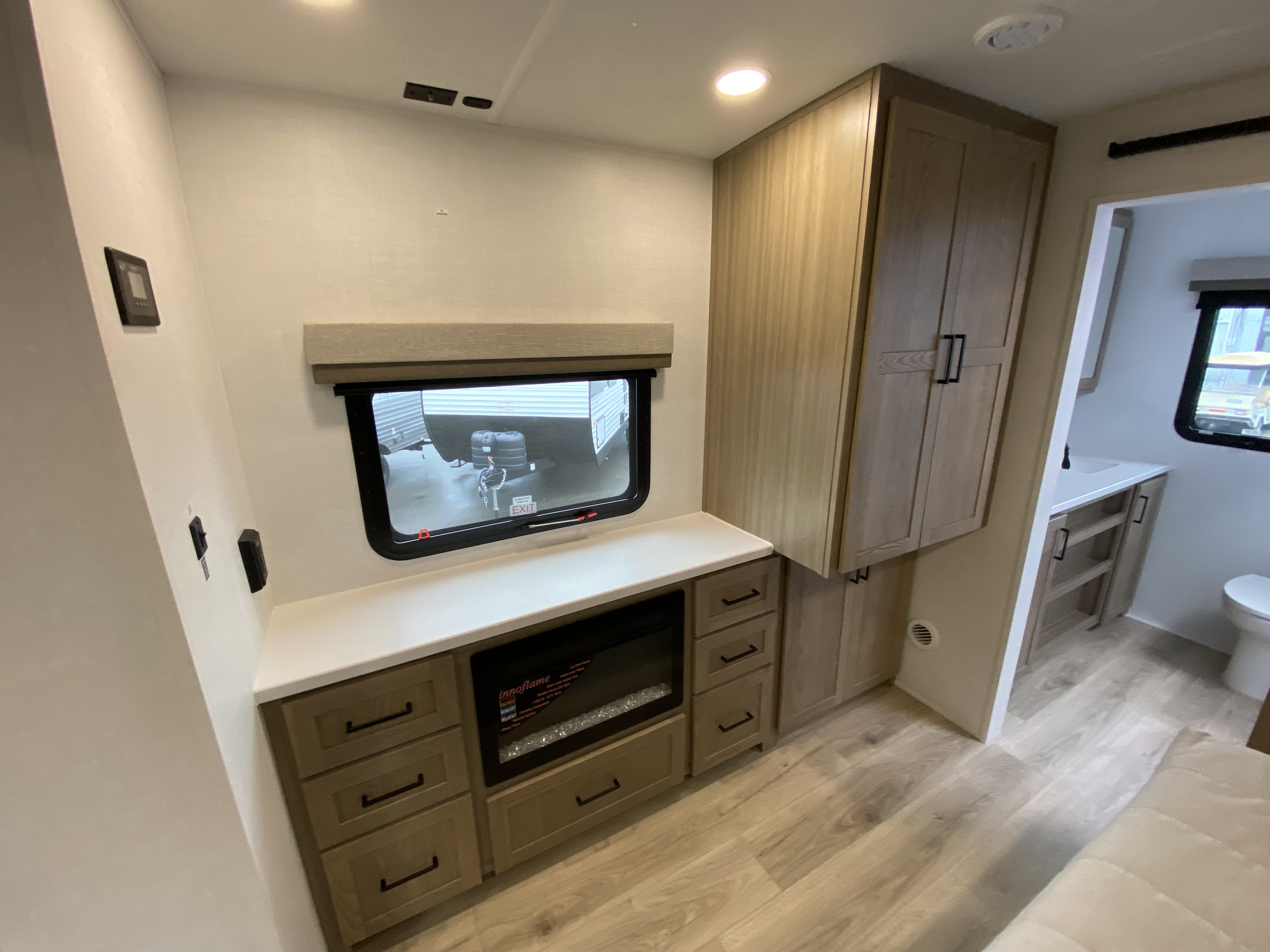 2027 Forest River Rockwood Ultra Lite 2623MBR - Image 20