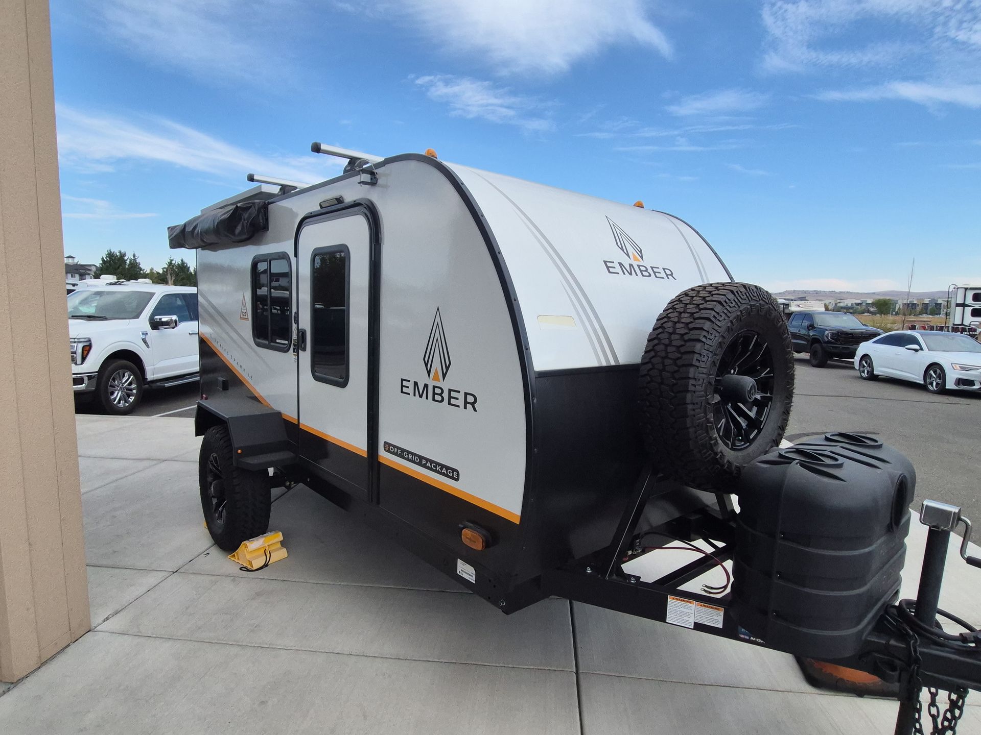 2026 Ember RV E-Series 12RK - Image 4