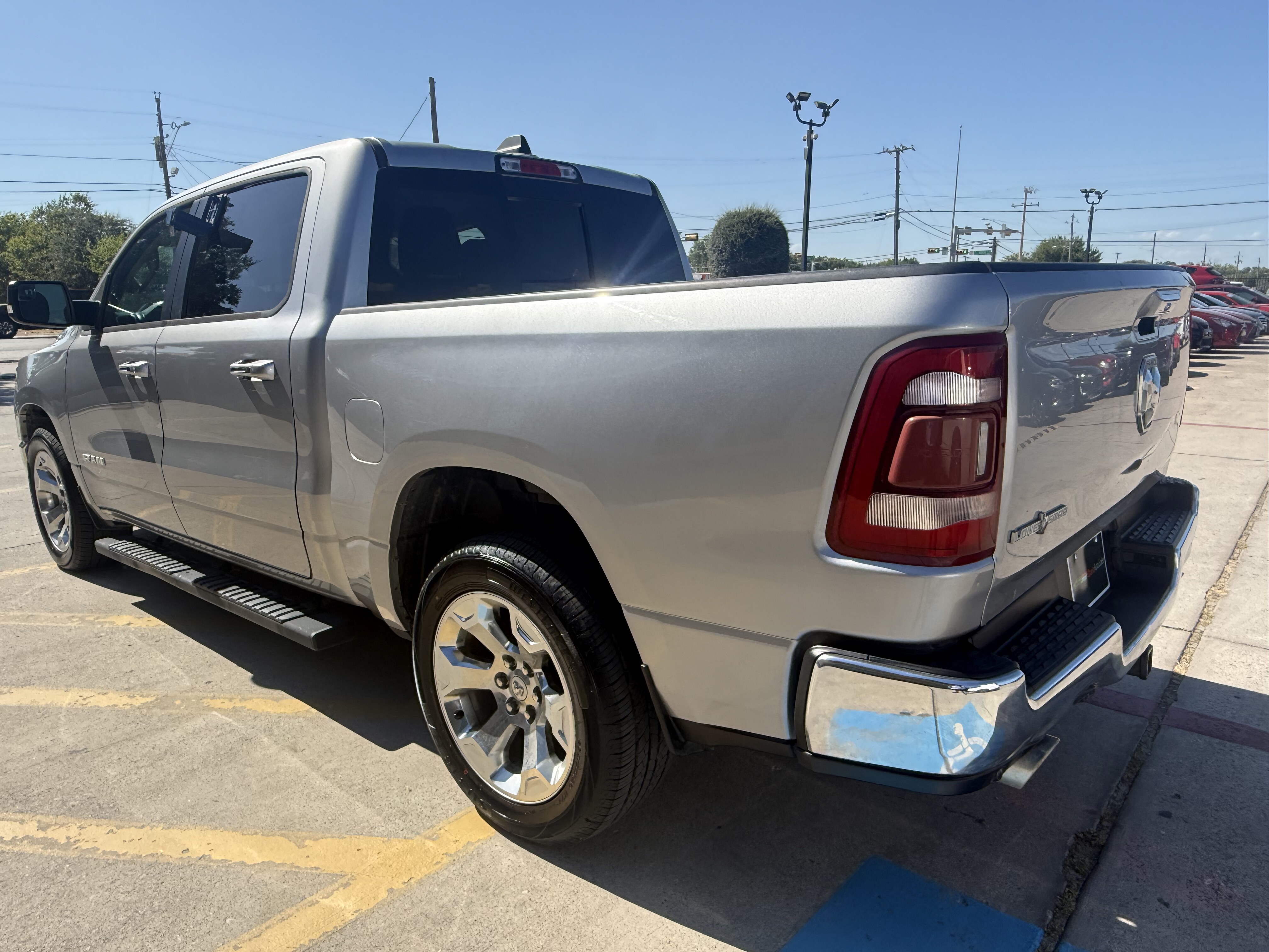 2019 Ram 1500 Pickup Crew Cab Bighorn/Lone Star 4WD - Image 11