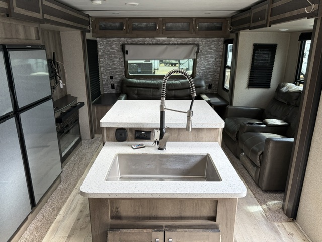 2020 Keystone Sprinter Limited 330KBS - Image 7