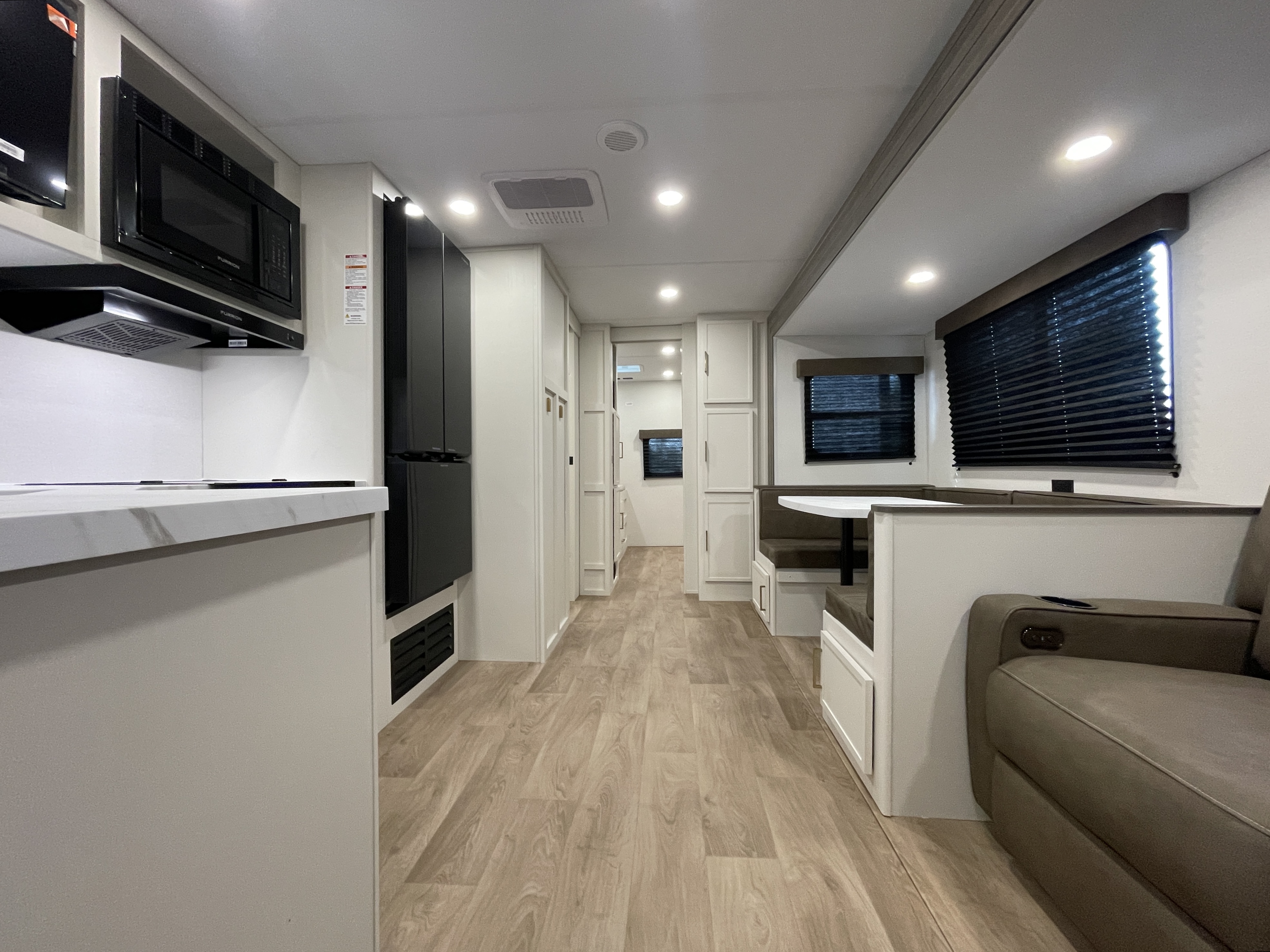2027 Grand Design Transcend 335BHT - Image 12