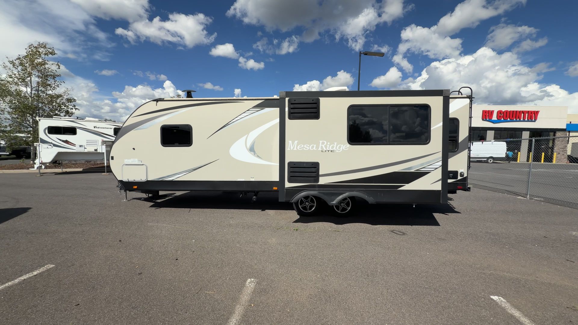 2021 Highland Ridge Mesa Ridge Lite MR2602RL - Image 8