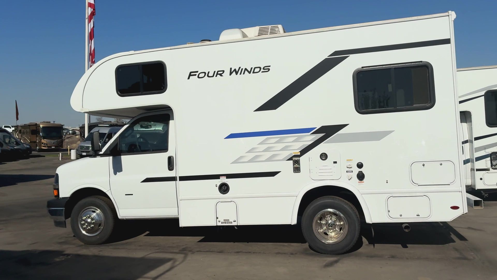2026 Thor Motor Coach Four Winds Espec 19Z - Image 25