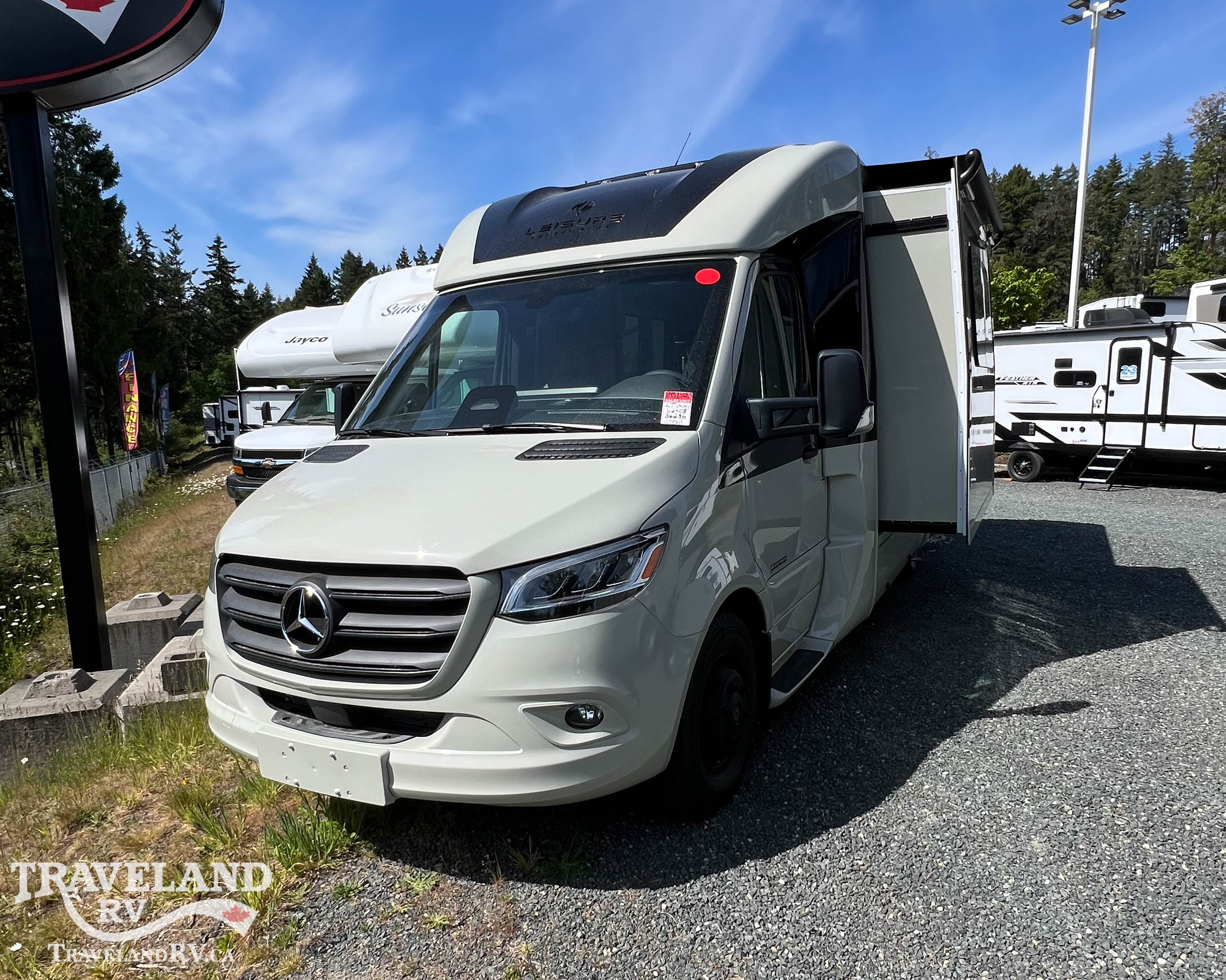 2026 Leisure Travel Unity U24CB - Image 5