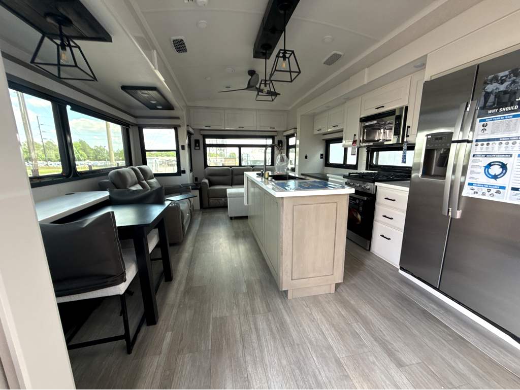 2026 JAYCO PINNACLE 36FBTS - Image 10