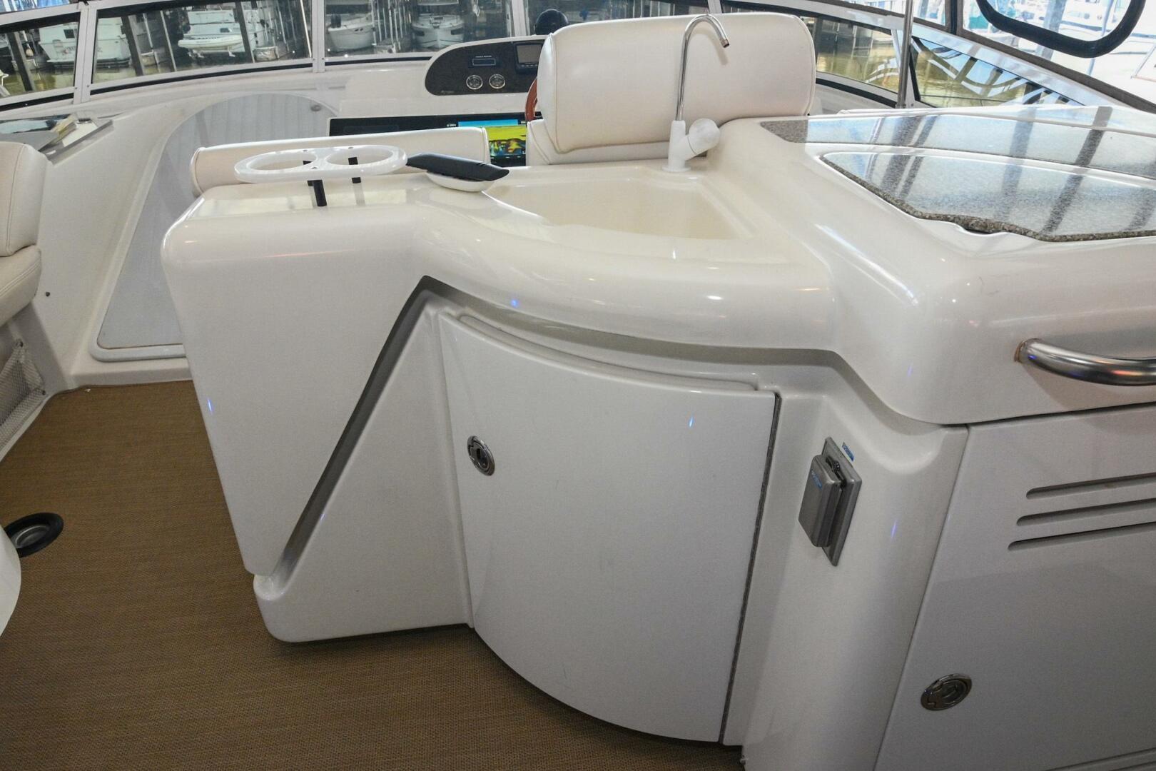 2002 Cruisers Yachts 5000 Sedan Sport - Image 100
