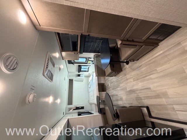 2025 WAYFINDER RV GO PLAY 22MLS - Image 10