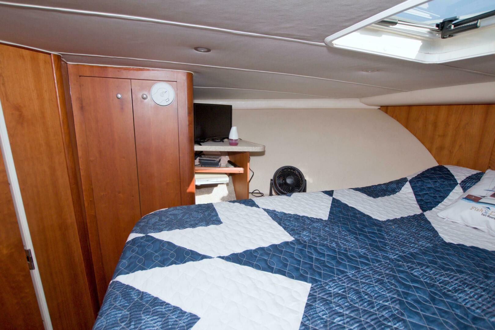 1998 Luhrs 36 Convertible - Image 48