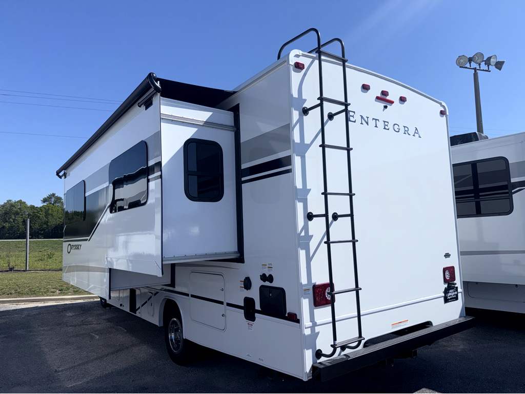 2027 ENTEGRA COACH ODYSSEY 24B - Image 3