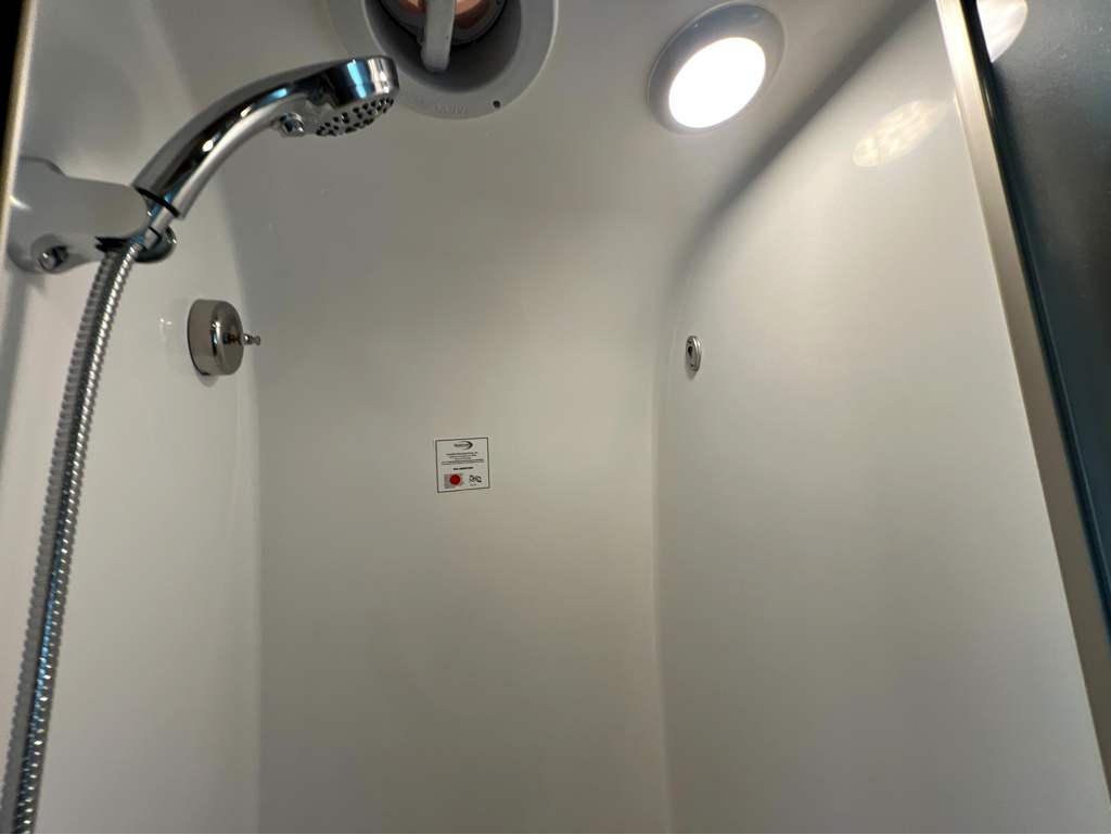2027 AIRSTREAM FLYING CLOUD 25FBT - Image 24