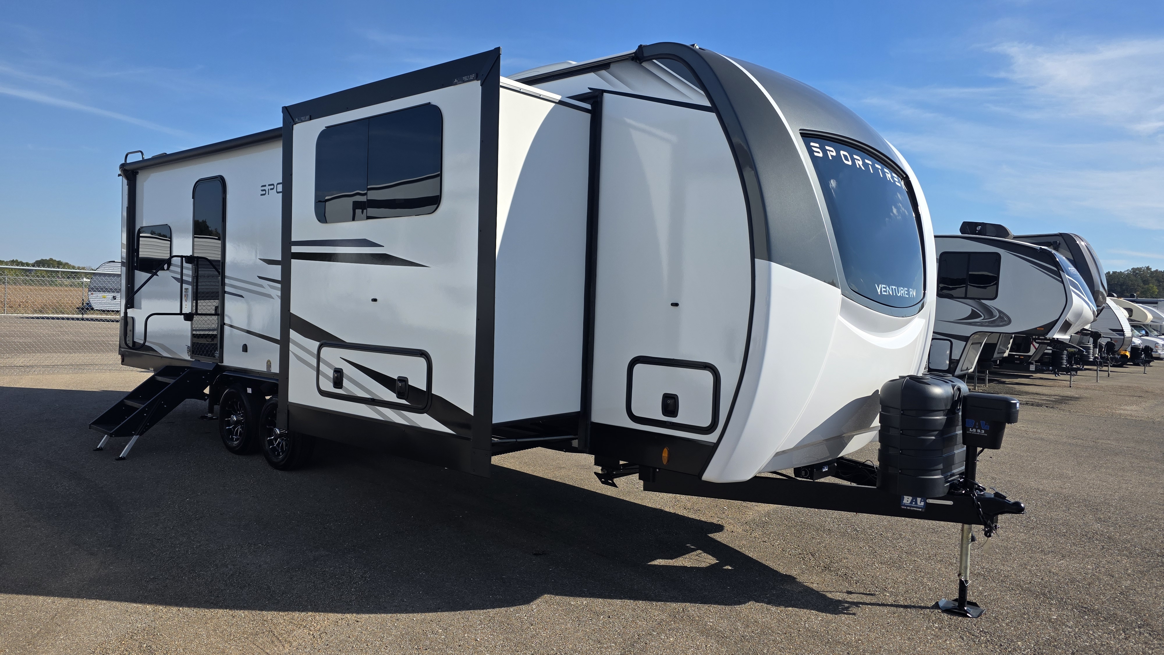 2027 VENTURE RV SPORTTREK 272VRK - Image 1