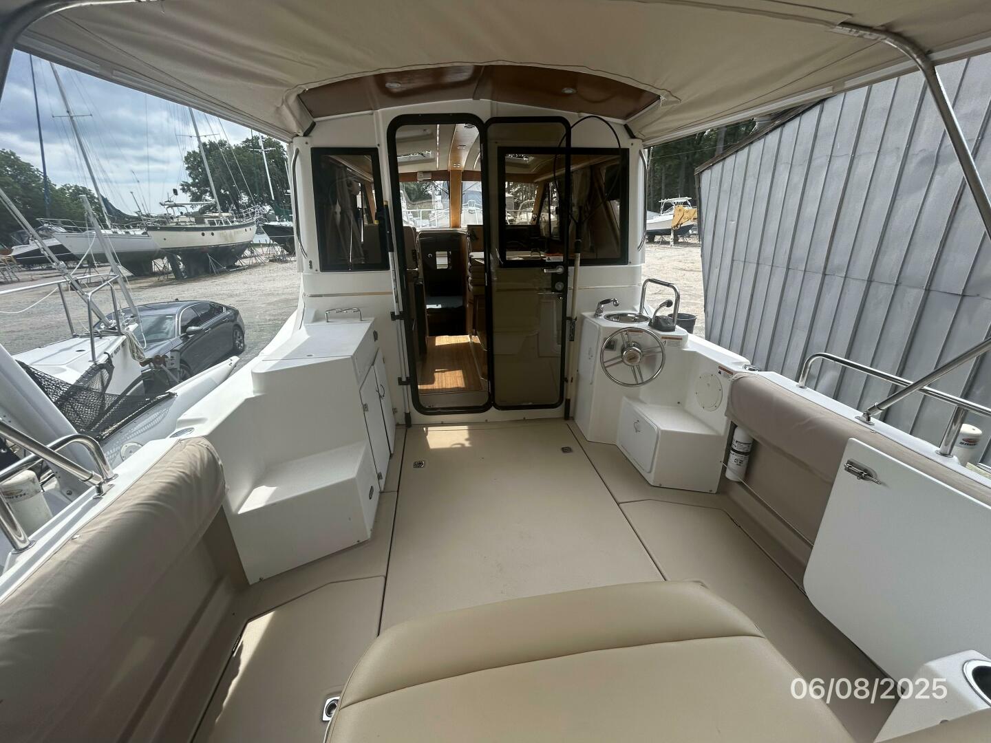 2012 Cutwater C28 - Image 14