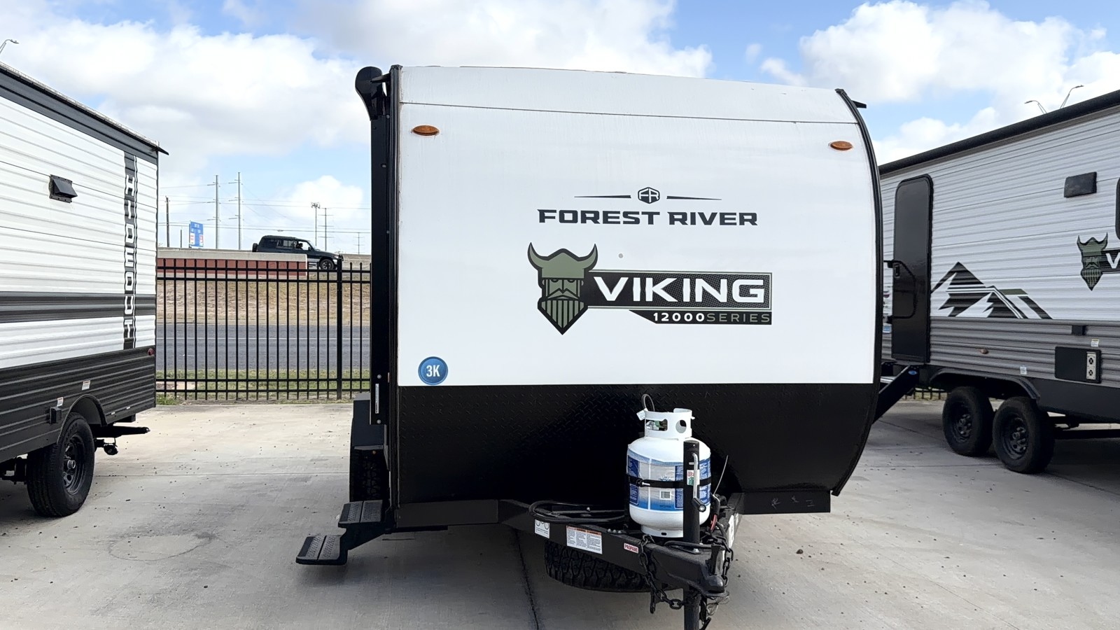 2025 COACHMEN VIKING 12000ROK - Image 8