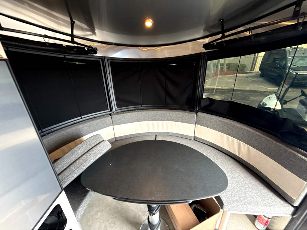 2026 AIRSTREAM Basecamp 20XE - Image 17