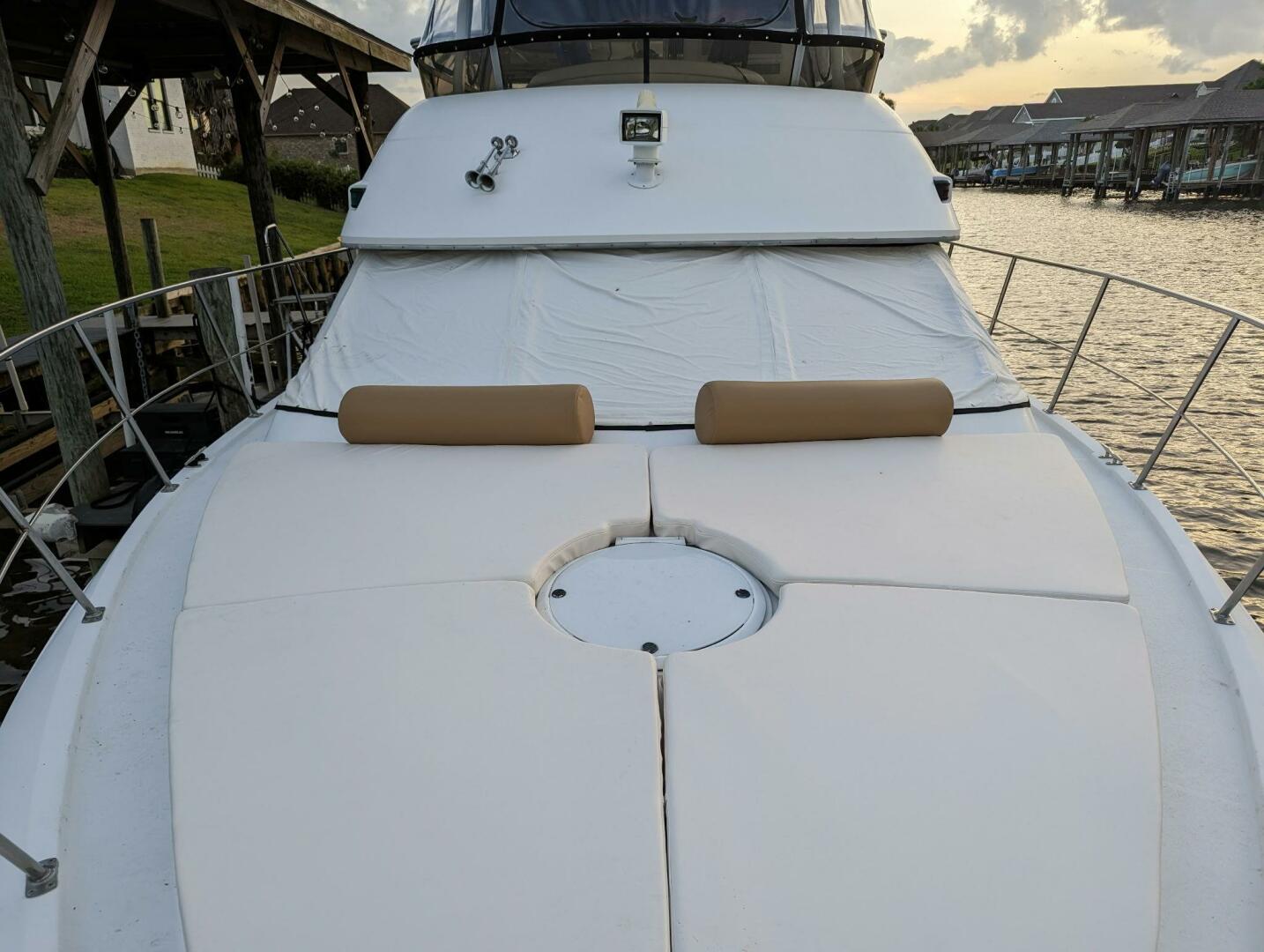 1996 Carver 455 Aft Cabin - Image 6