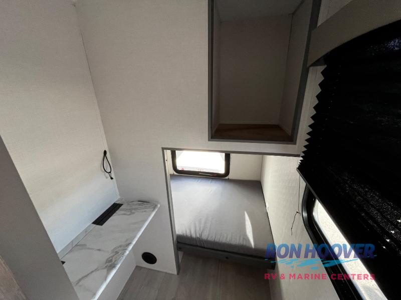 2025 COACHMEN 282DORM - Image 13