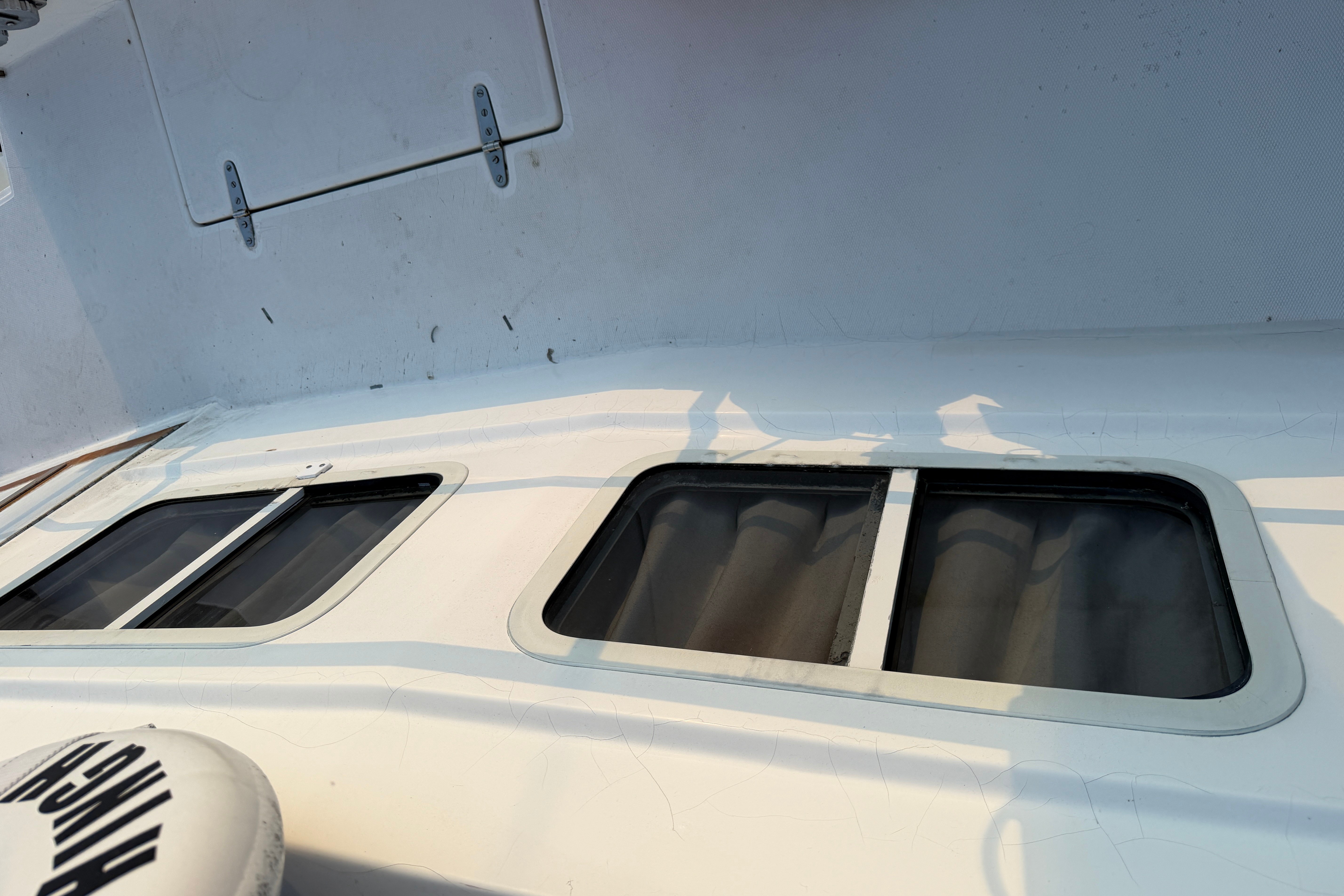 1998 Sabreline 36 AFT CABIN - Image 55