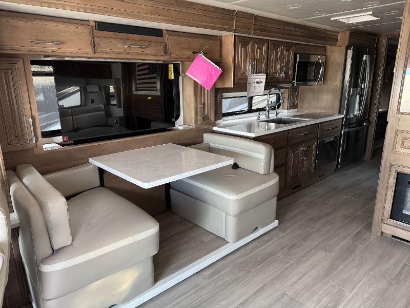 2025 Entegra Coach Anthem 37K - Image 7