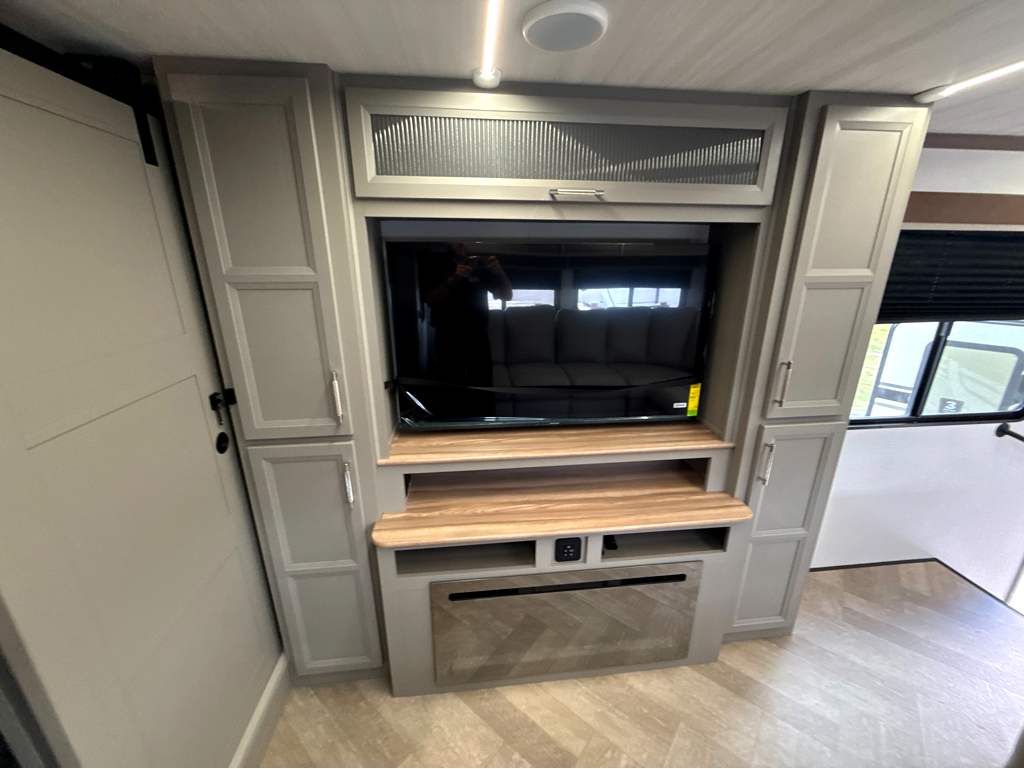2026 Keystone SPRINTER 3800FLB - Image 20