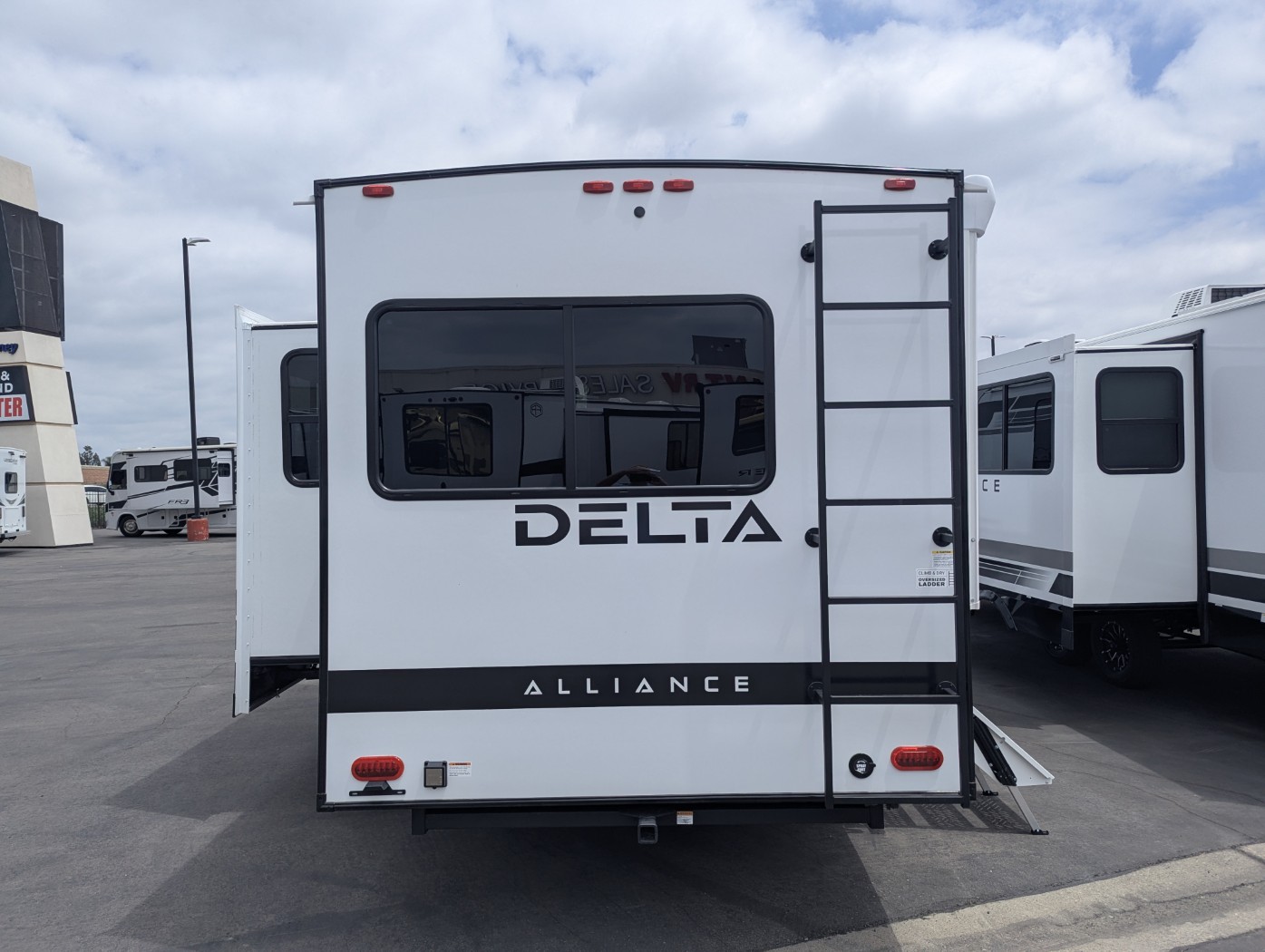 2027 Alliance RV Delta 252RL - Image 7