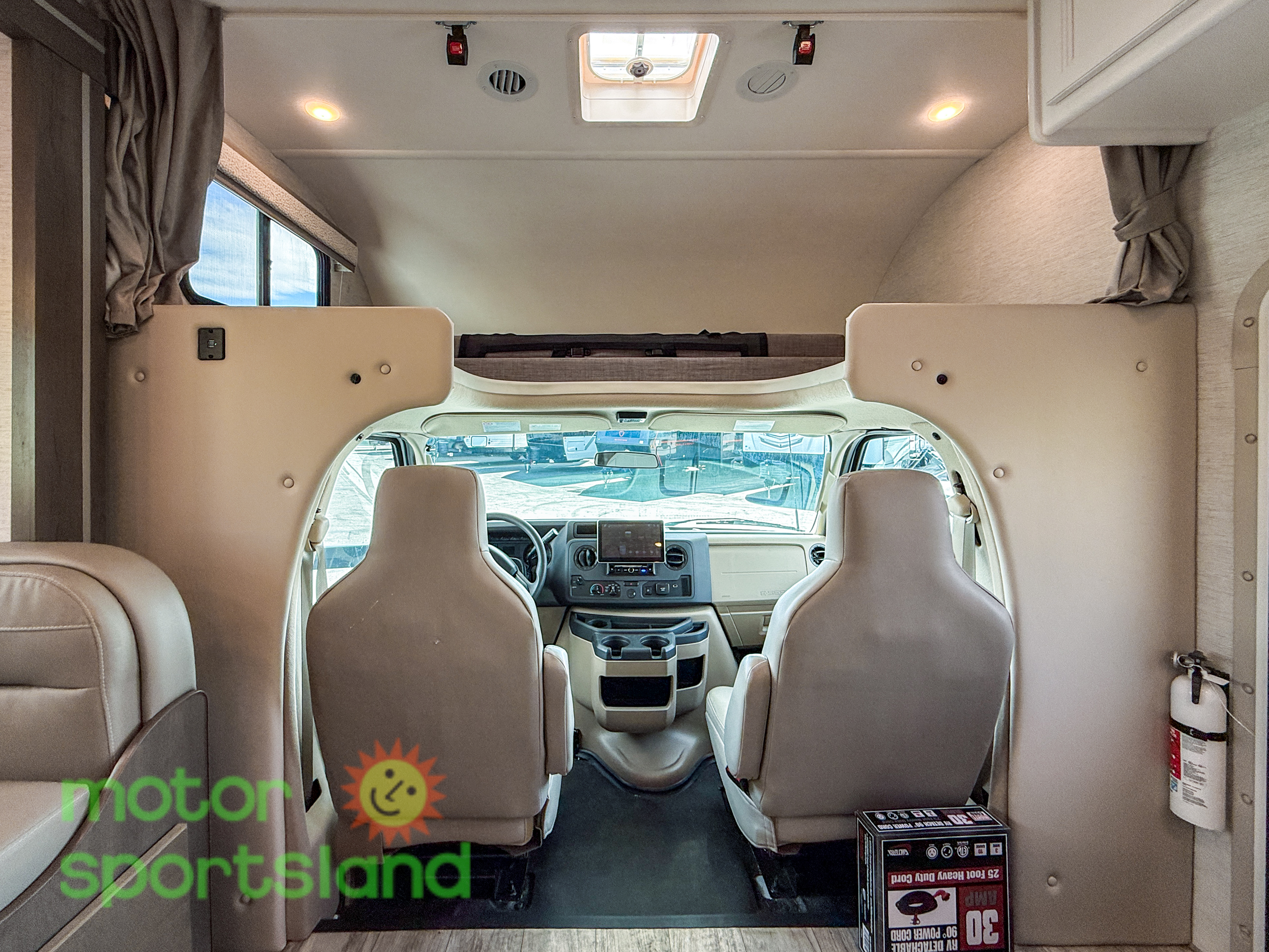 2025 Thor Motor Coach Chateau 27P - Image 68