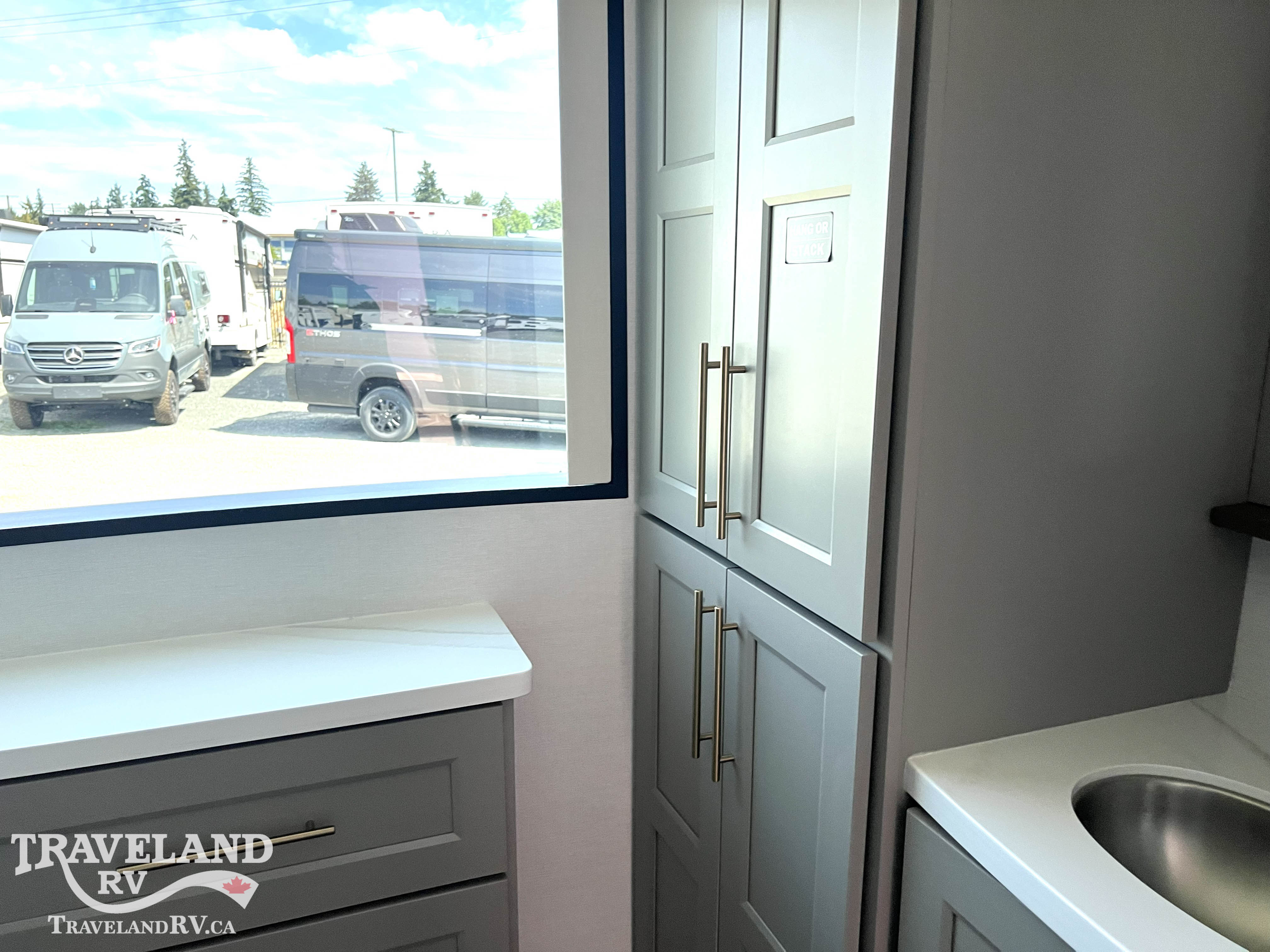 2026 Alliance RV Benchmark 44LFT - Image 44