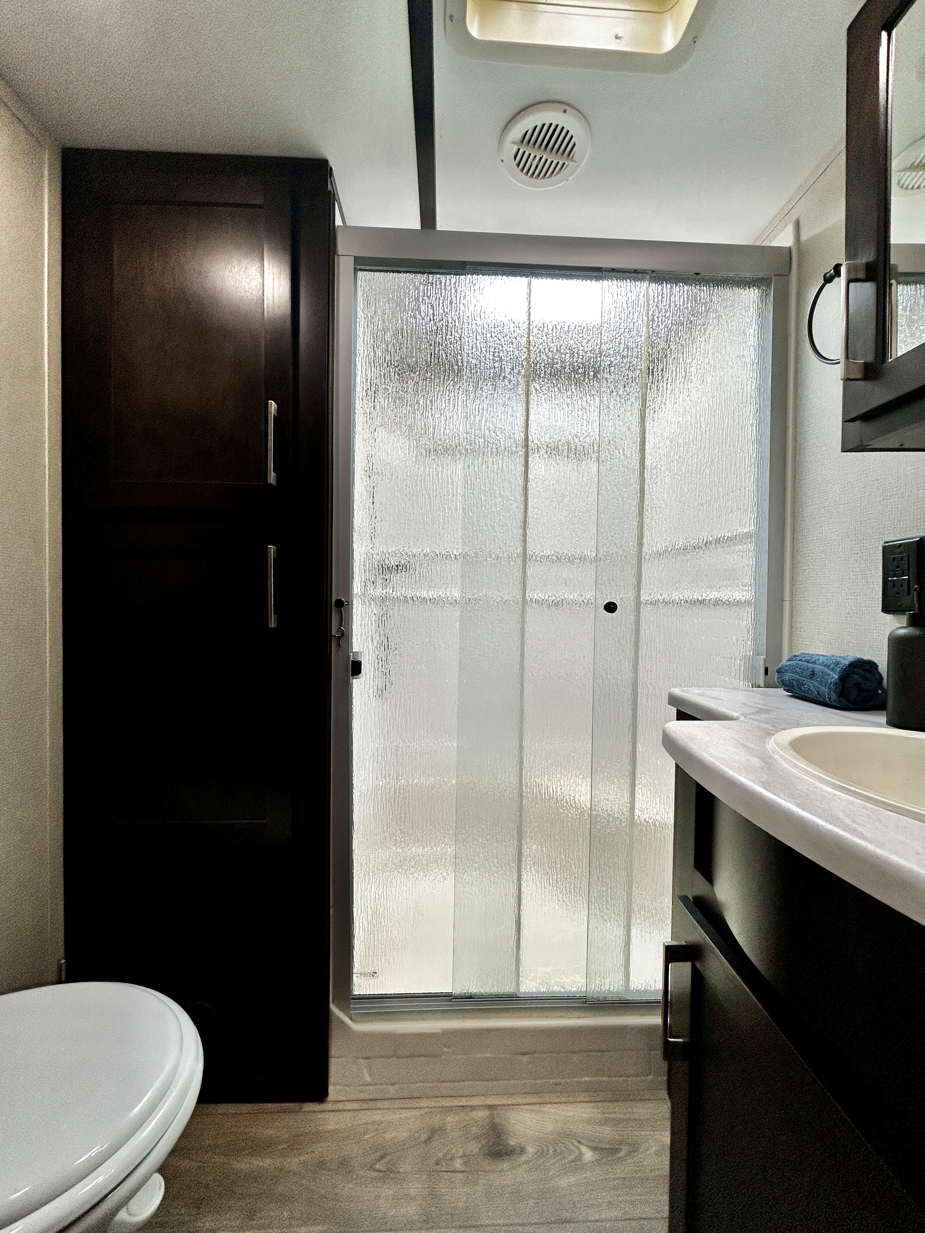 2023 Forest River SANIBEL 3802WB - Image 21