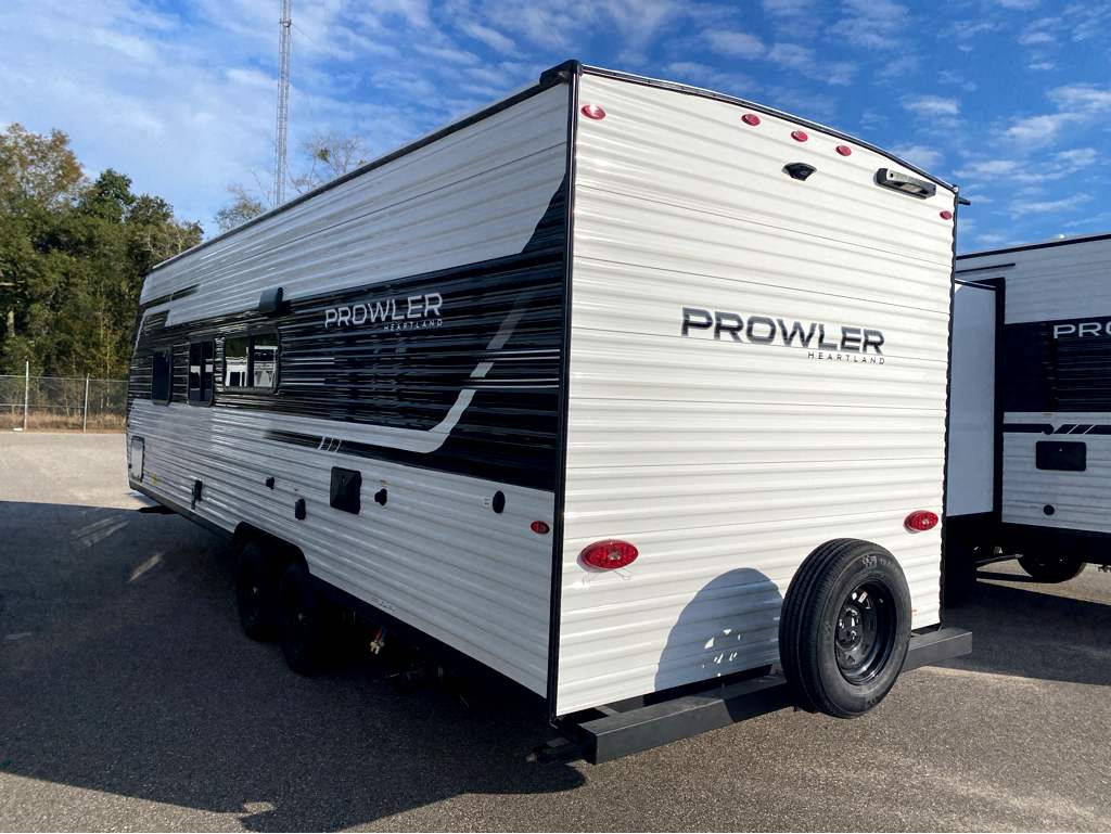 2026 HEARTLAND PROWLER 2600BH - Image 5
