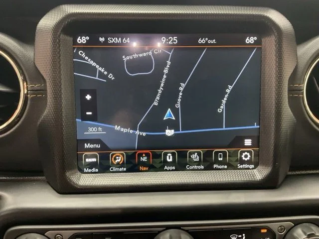 2022 Jeep Gladiator Crew Cab High Altitude 4WD - Image 18