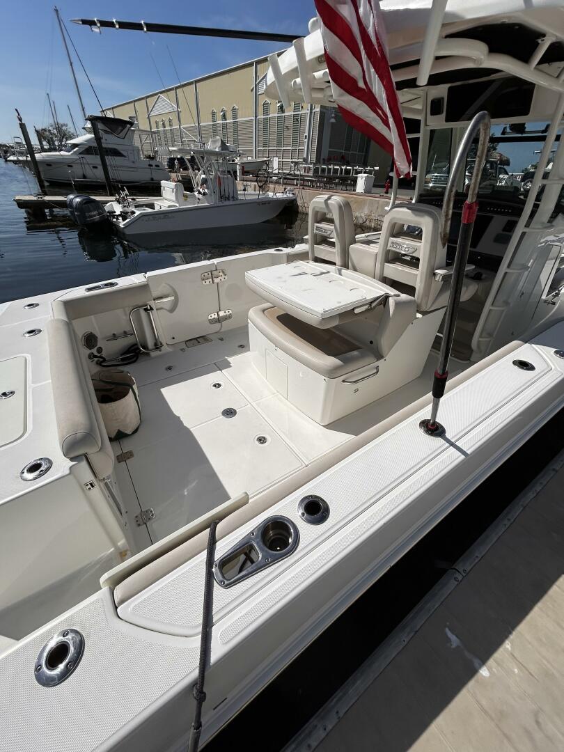 2017 Boston Whaler 330 Outrage - Image 22