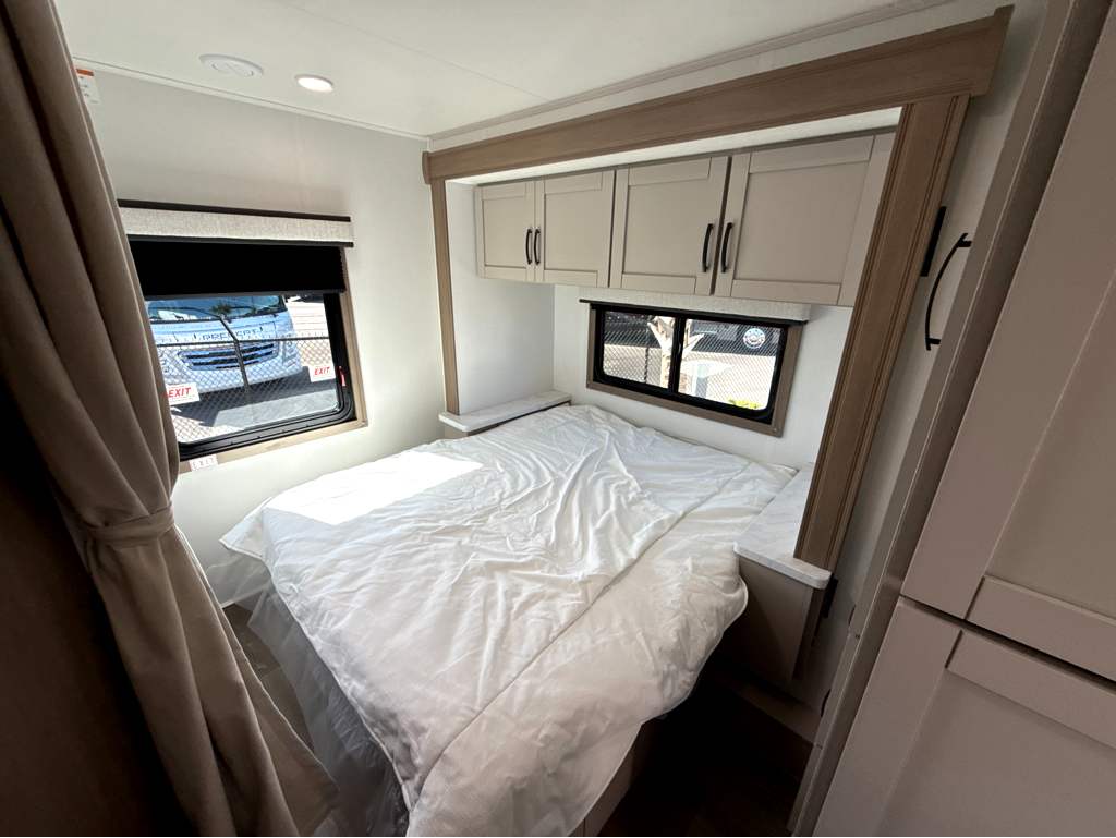 2027 JAYCO REDHAWK SE 22C - Image 21
