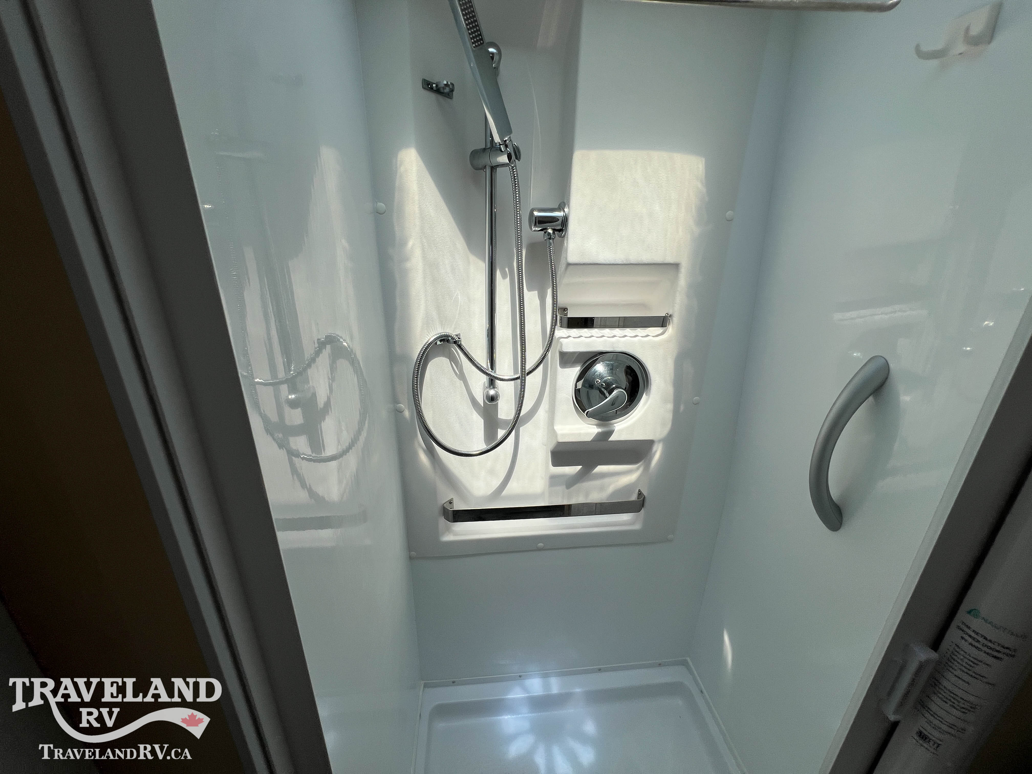 2021 Leisure Travel Unity U24CB - Image 34