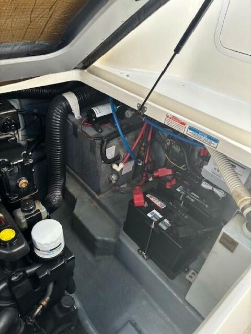 2000 Sea Ray 270 Sundancer - Image 25