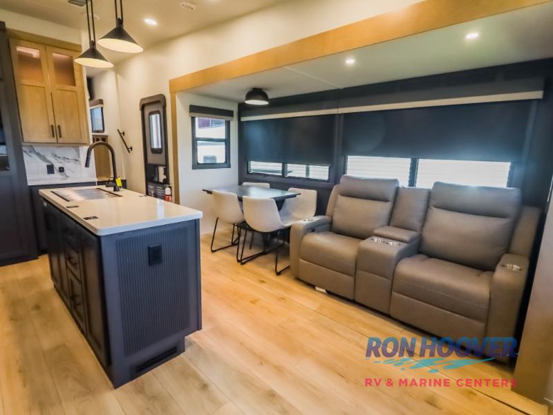 2026 FOREST RIVER 401CFB - Image 13