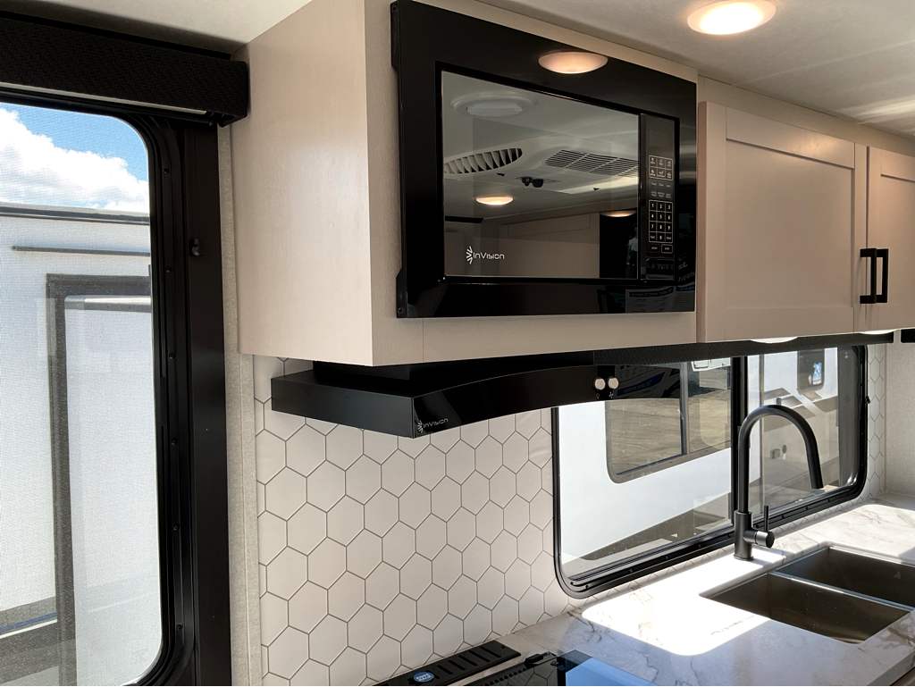 2026 JAYCO Jay Feather 30RKB - Image 10