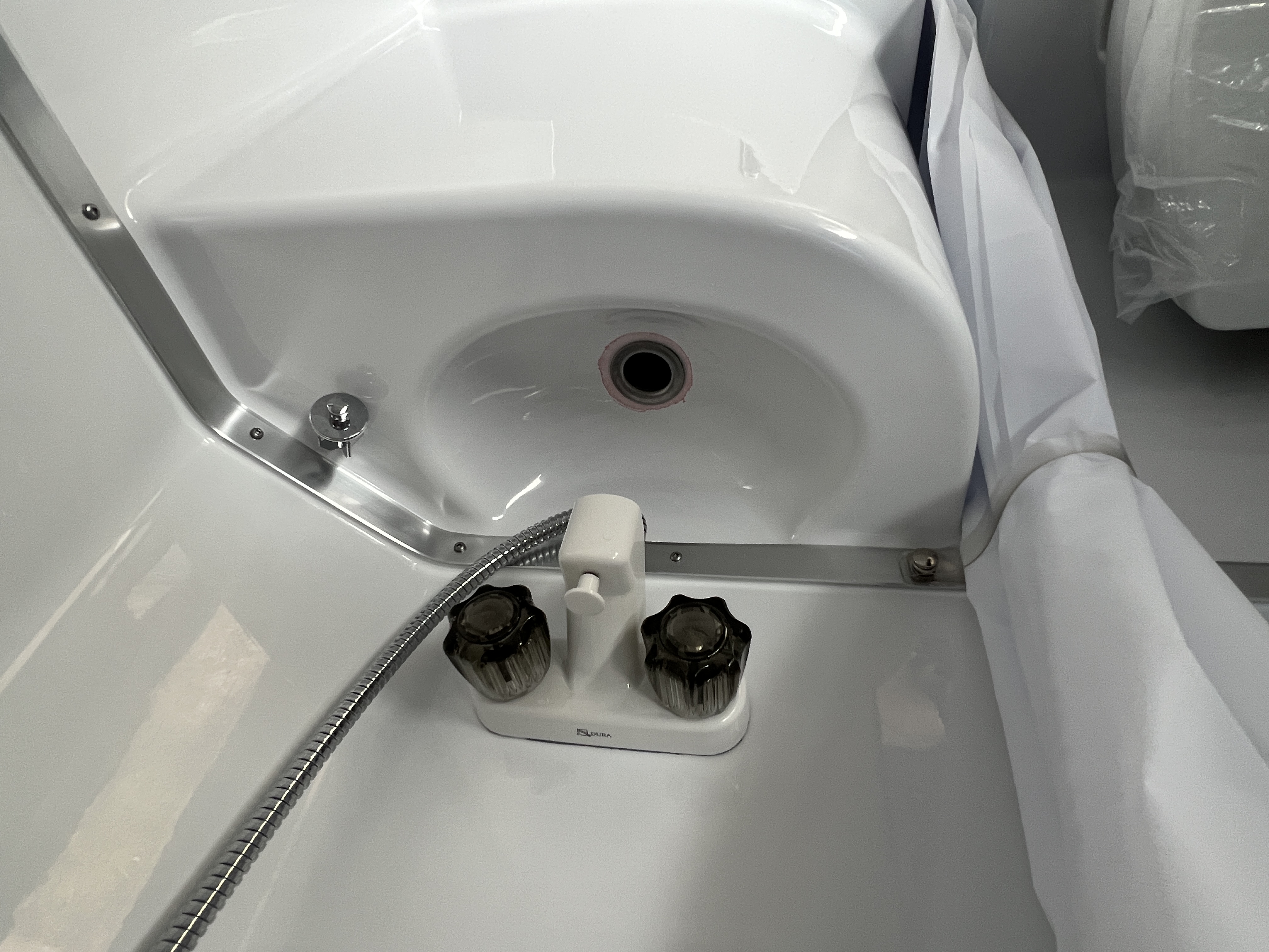 2027 NORTHERN LITE LIMITED EDITION 8-11 EX DRY BATH - Image 23