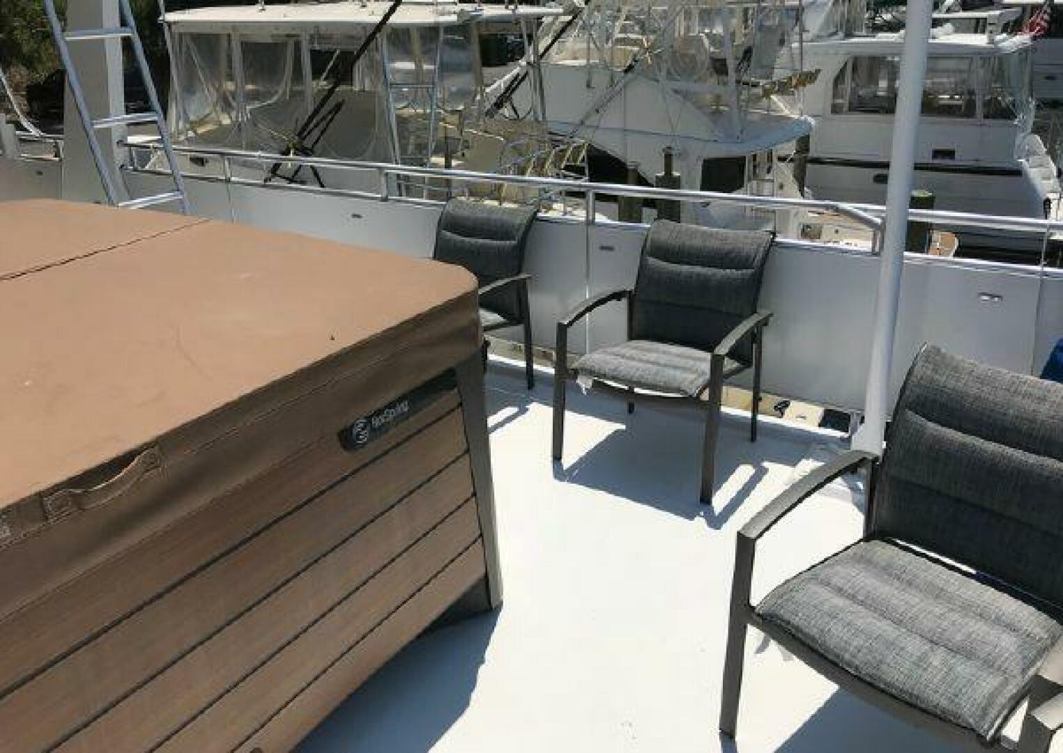 2017 Sumerset Houseboat - Image 9