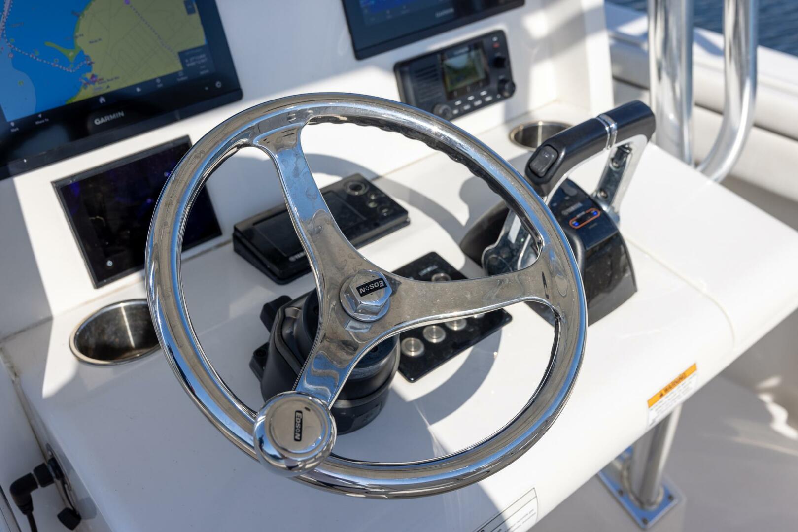 2018 Jupiter 26 FS - Image 31