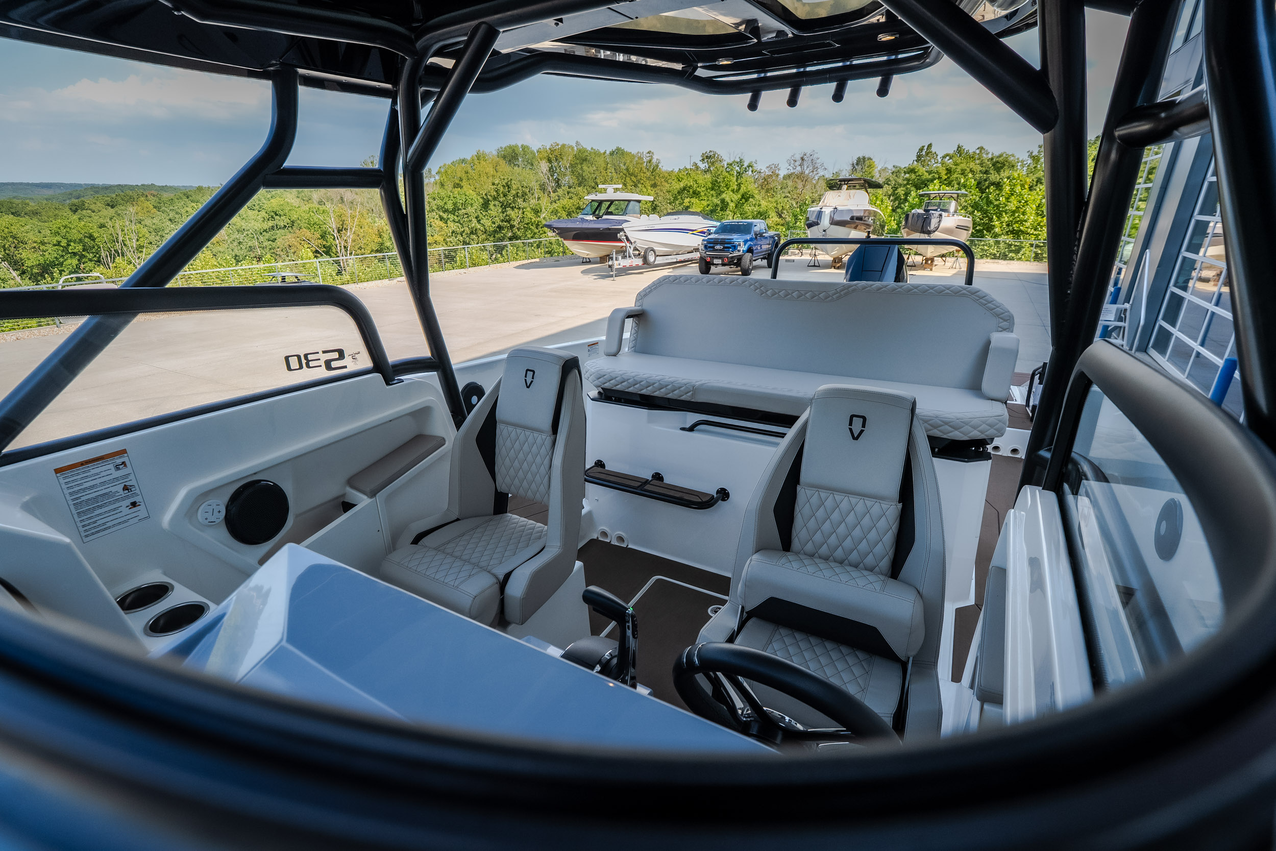 2025 Navan S30 - Image 36