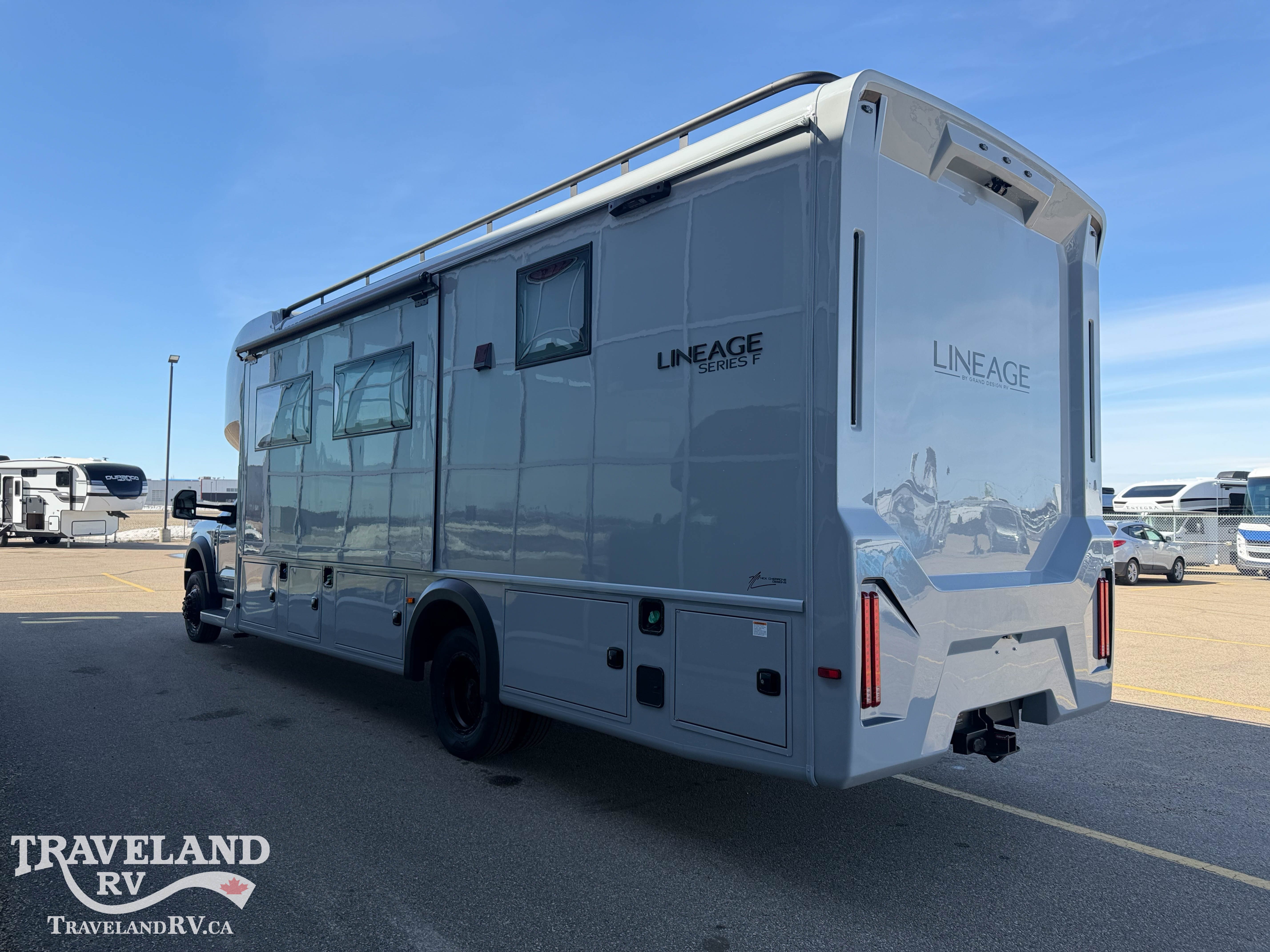 2026 Grand Design Lineage Series F 31ZW - Image 10