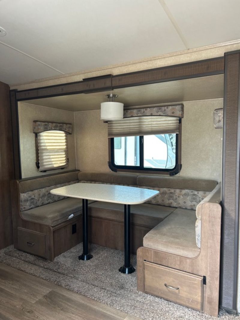2016 Cruiser RV Fun Finder Xtreme Lite X-214WSD - Image 6