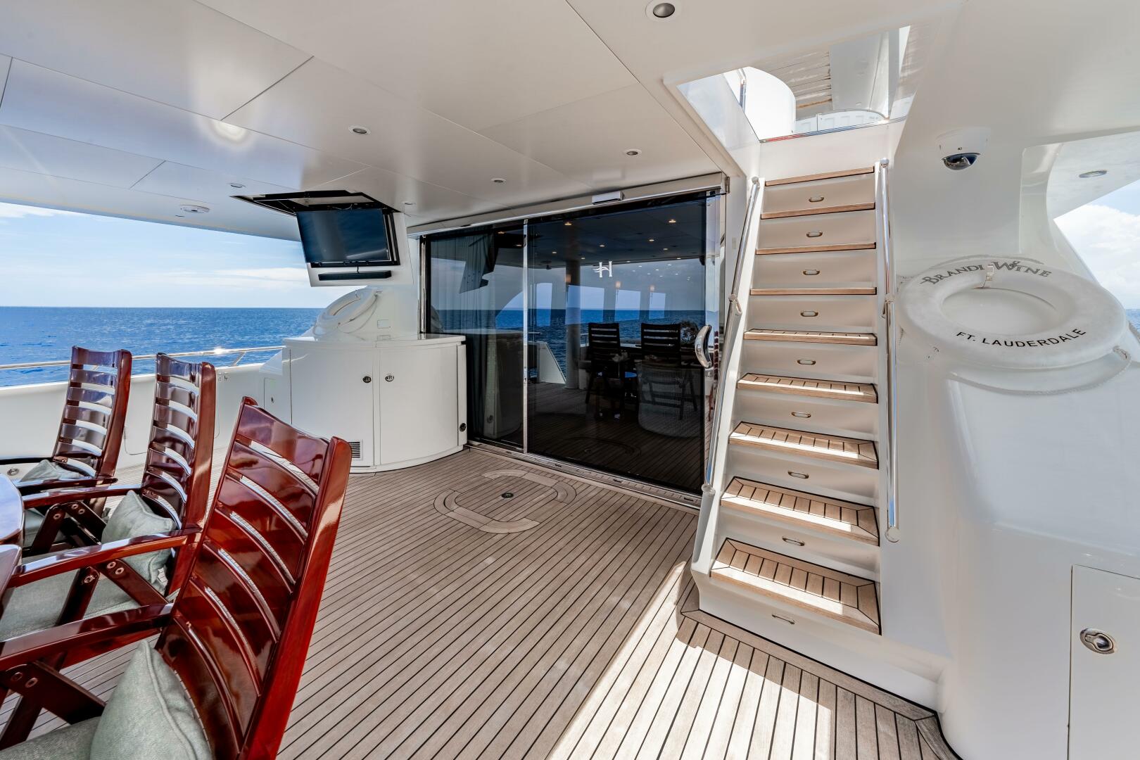 2009 Hargrave Raised Pilothouse - Image 3